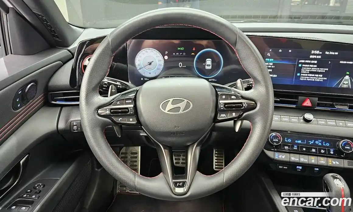 Hyundai Avante 2024 1.6 автомат (гидро), фото 19