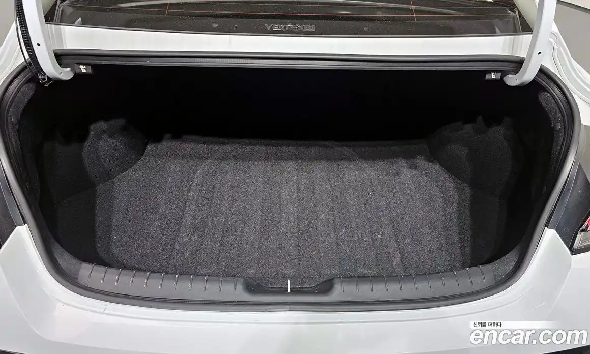 Hyundai Avante 2024 1.6 автомат (гидро), фото 30