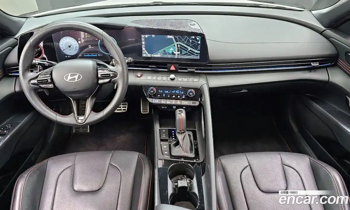 Hyundai Avante 2024 1.6 автомат (гидро), фото 10
