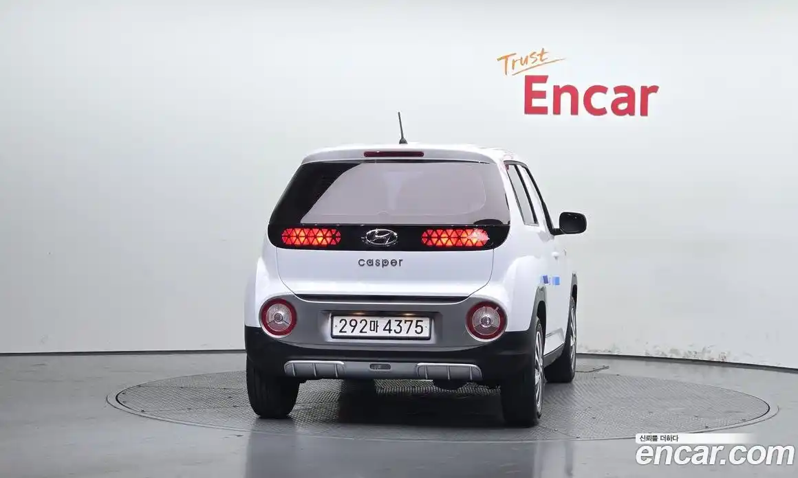 Hyundai Casper 2023 1.0 автомат (гидро), фото 4
