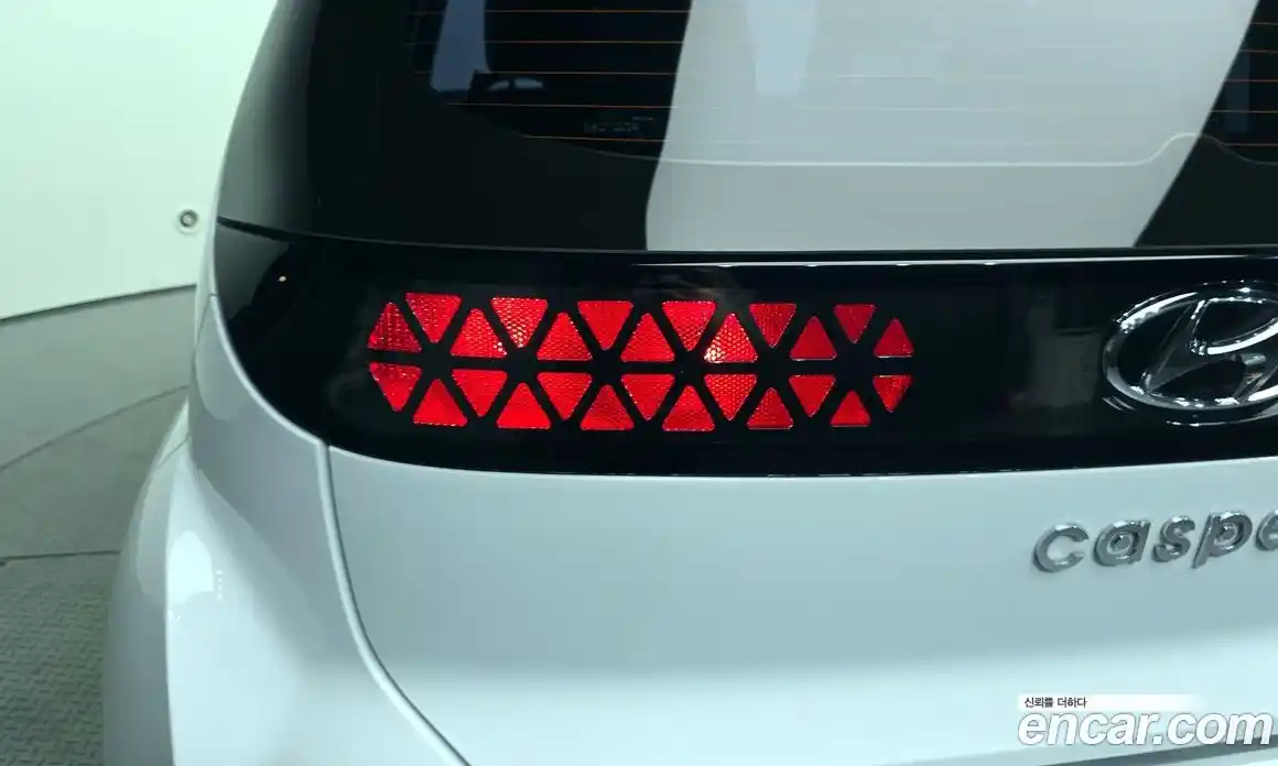 Hyundai Casper 2023 1.0 автомат (гидро), фото 9