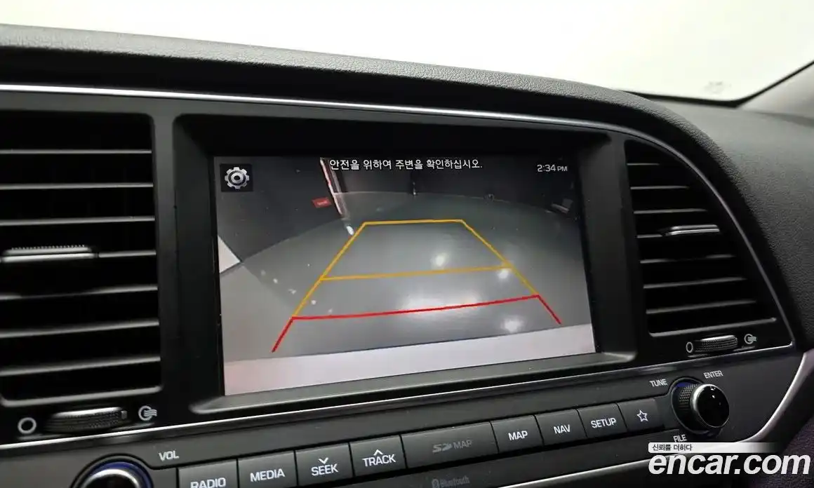 Hyundai Avante 2018 1.6 автомат (гидро), фото 18