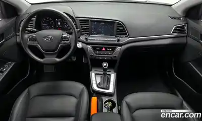 Hyundai Avante 2018 1.6 автомат (гидро), миниатюра 7