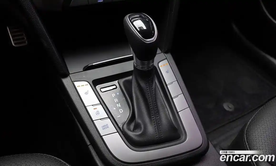 Hyundai Avante 2018 1.6 автомат (гидро), фото 9