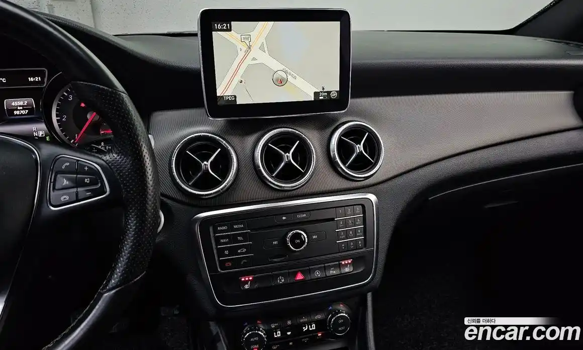 Mercedes-Benz CLA-Class 2015 2.1 гидро, фото 14 Mercedes-Benz CLA-Class 2015 2.1 гидро, фото 14