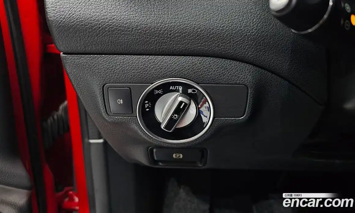 Mercedes-Benz CLA-Class 2015 2.1 гидро, фото 17 Mercedes-Benz CLA-Class 2015 2.1 гидро, фото 17