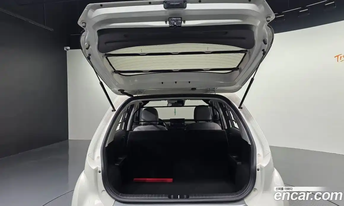 Hyundai Casper 2023 1.0 автомат (гидро), фото 33
