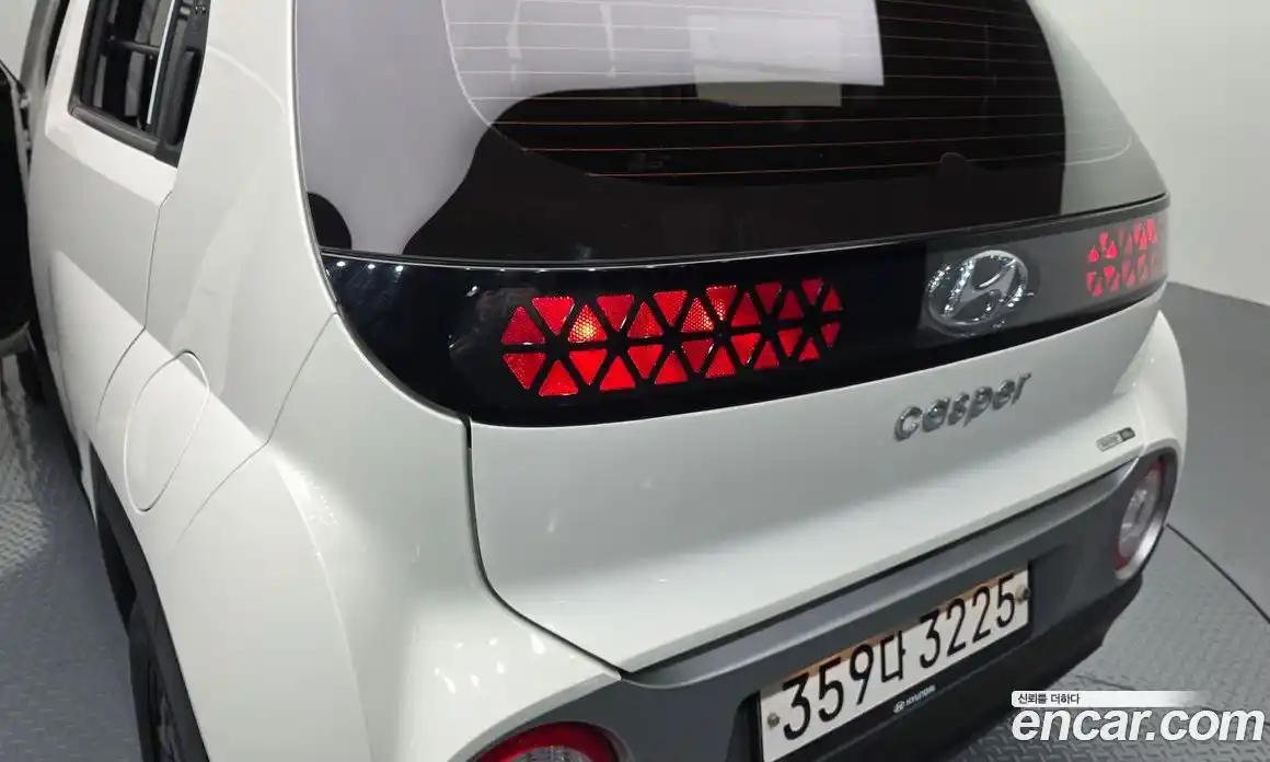 Hyundai Casper 2023 1.0 автомат (гидро), фото 9