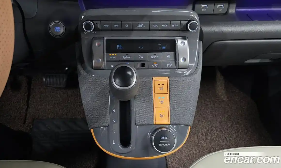 Hyundai Casper 2022 1.0 автомат (гидро), фото 9