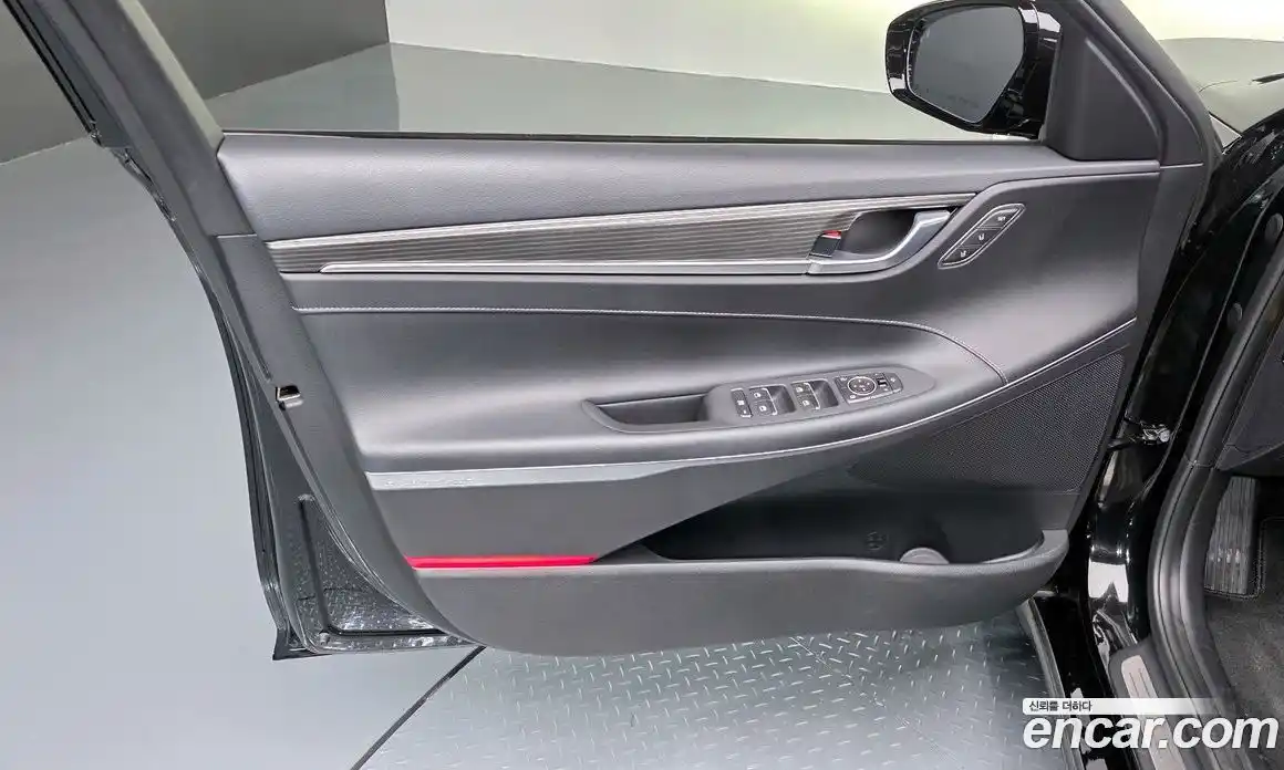 Hyundai Grandeur 2019 3.0 автомат (гидро), фото 14