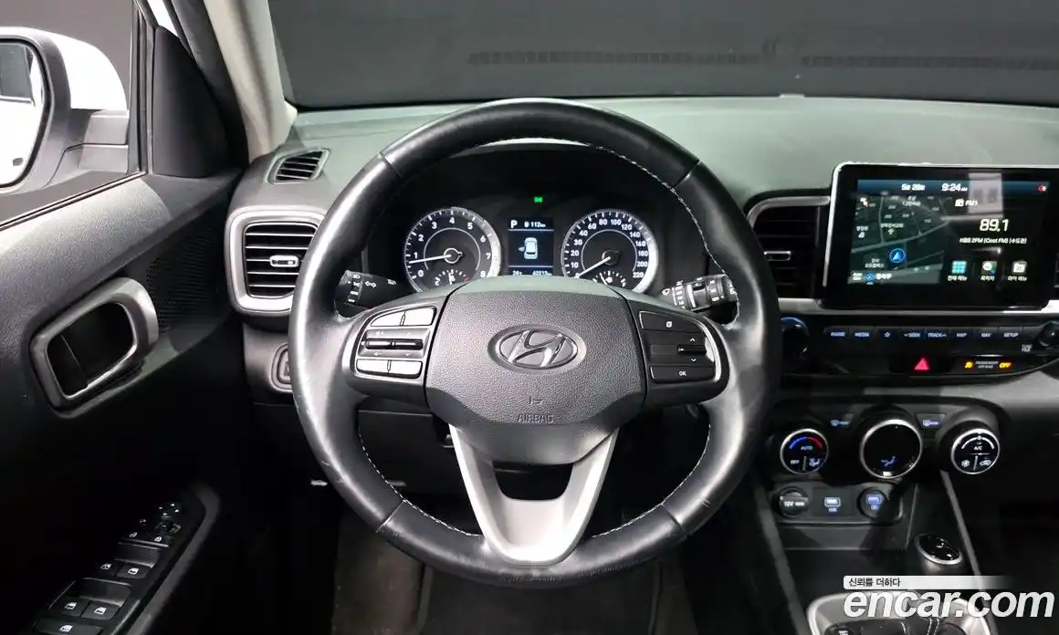 Hyundai Venue 2020 1.6 автомат (гидро), фото 13