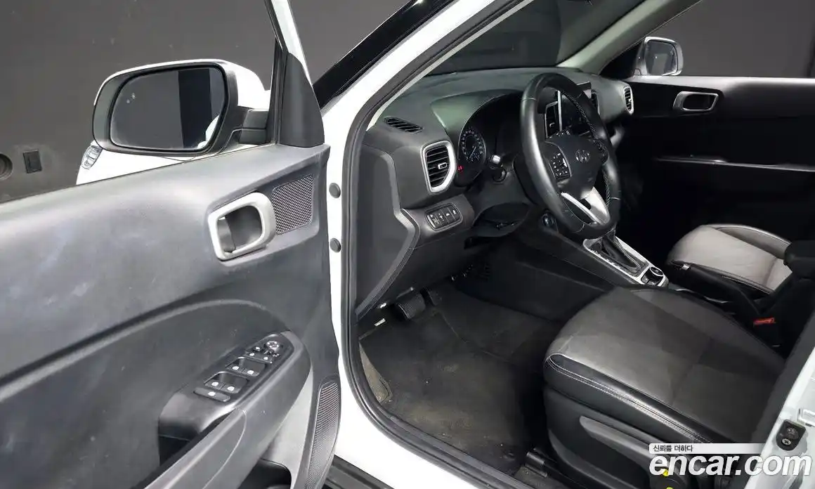 Hyundai Venue 2020 1.6 автомат (гидро), фото 10