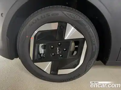 Kia EV3 2026 автомат (гидро), миниатюра 5