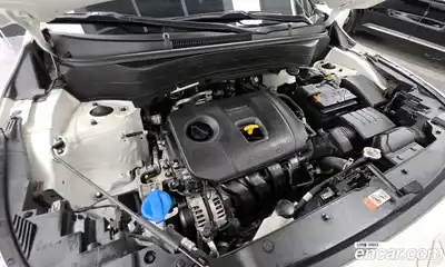 Kia Seltos 2022 2.0 автомат (гидро), миниатюра 6