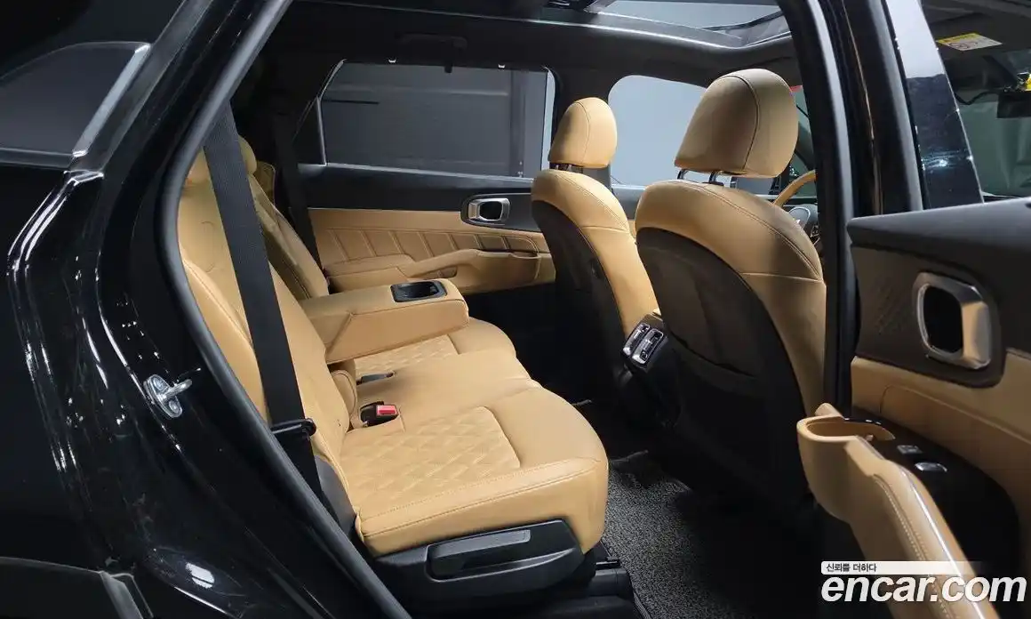 Kia Sorento 2023 1.6 автомат (гидро), фото 12