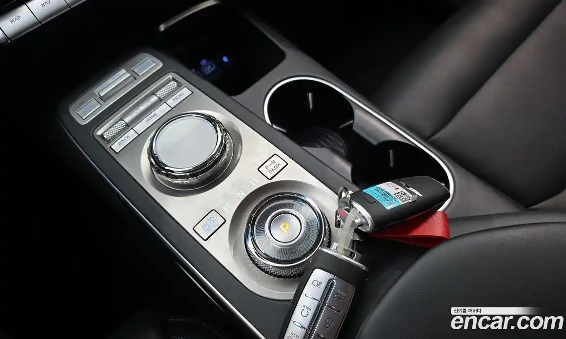 Genesis GV70 2022 2.5 автомат (гидро), фото 12