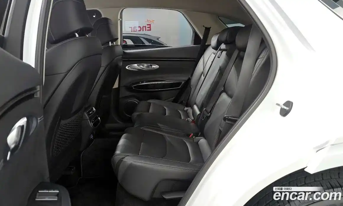 Genesis GV70 2022 2.5 автомат (гидро), фото 18