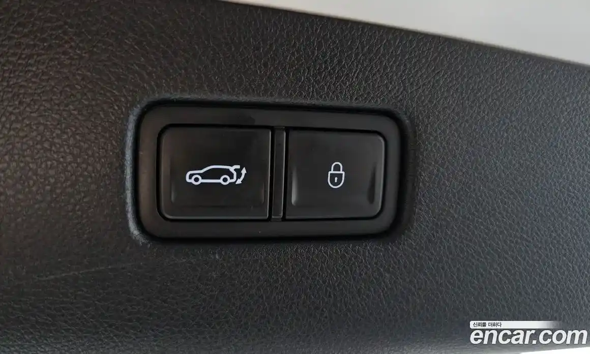 Genesis GV70 2022 2.5 автомат (гидро), фото 26