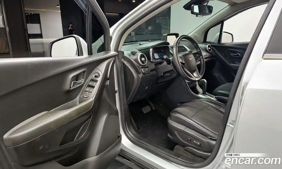 Chevrolet Trax 2013 1.4 автомат (гидро), фото 13