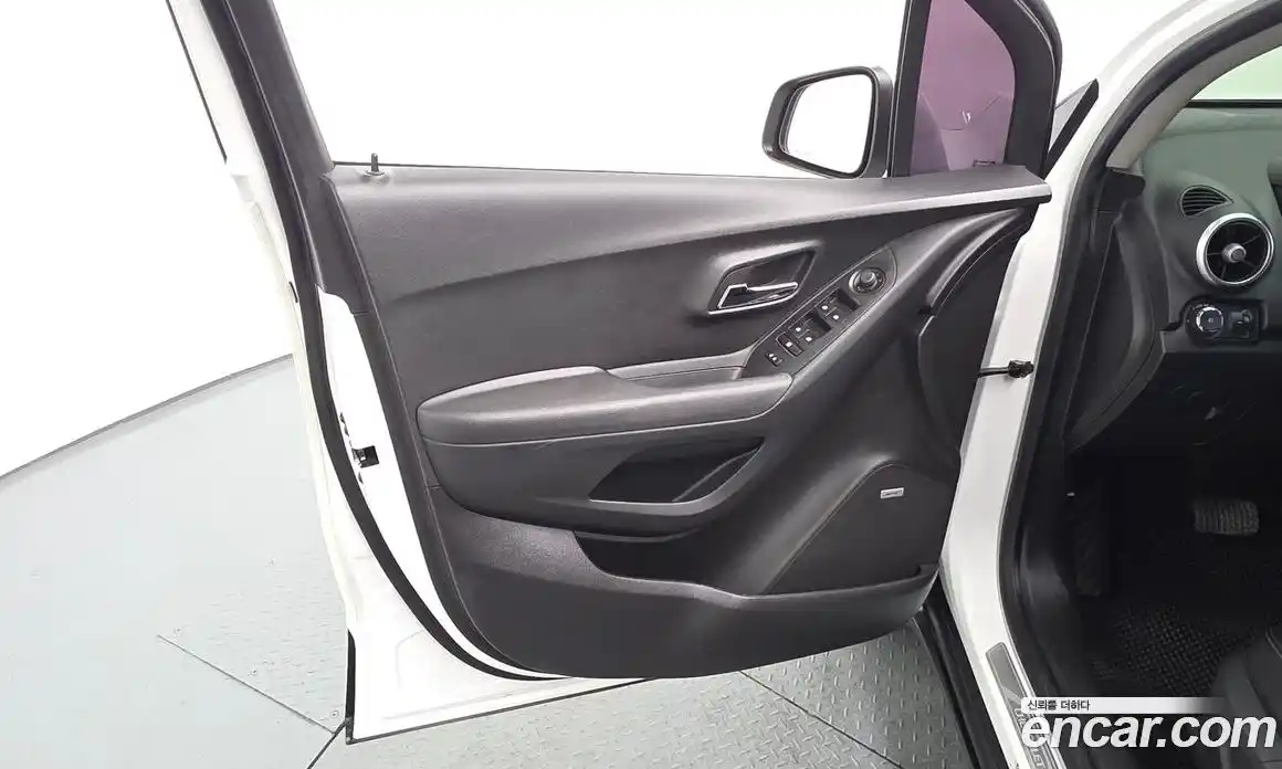 Chevrolet Trax 2016 1.6 автомат (гидро), фото 14