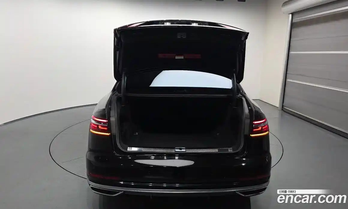 Audi A8 2021 3.0 автомат (гидро), фото 26