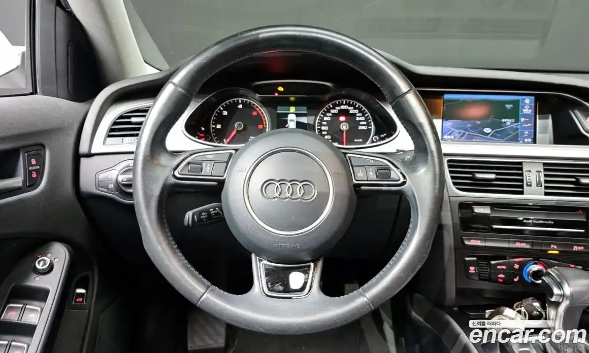 Audi A4 2014 2.0 автомат (гидро), фото 13