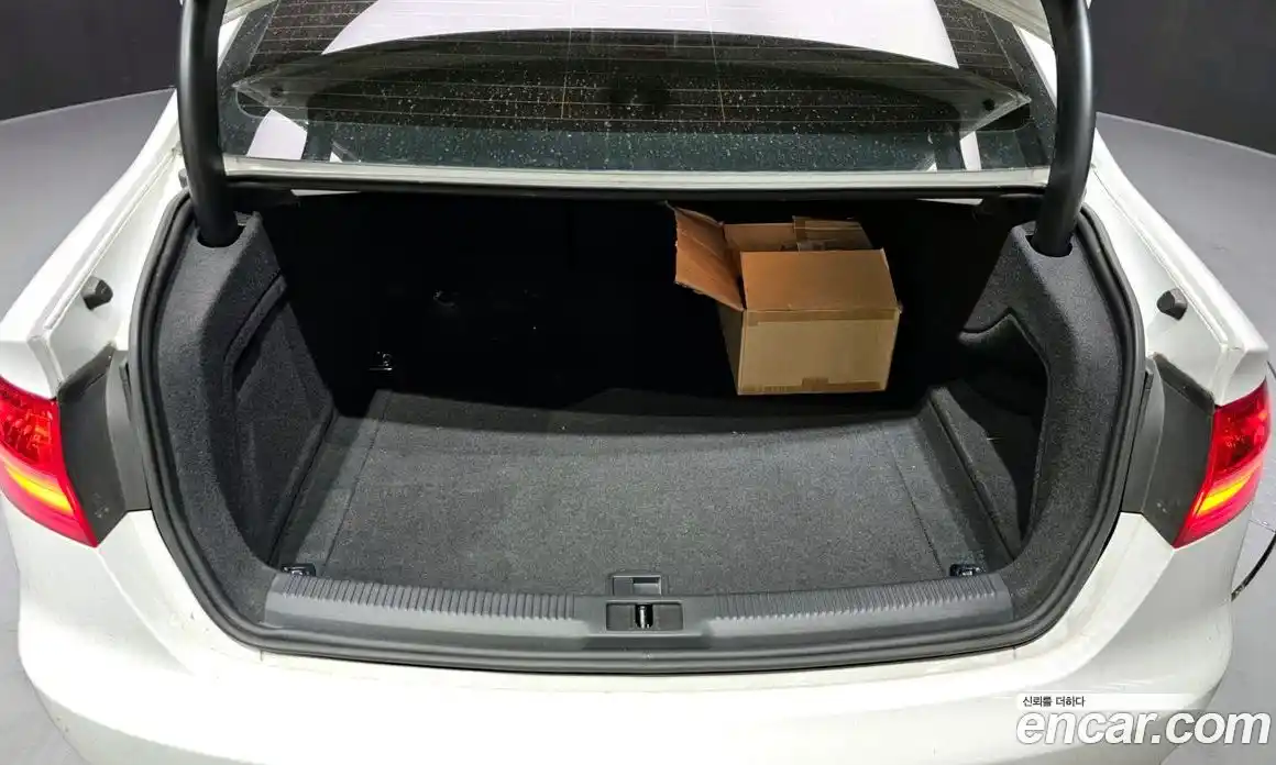 Audi A4 2014 2.0 автомат (гидро), фото 15