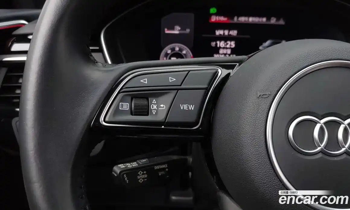 Audi A4 2020 2.0 автомат (гидро), фото 14
