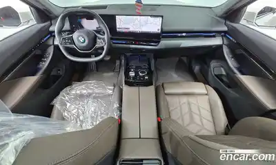 BMW 5 серия, 2023, 40 095 км
