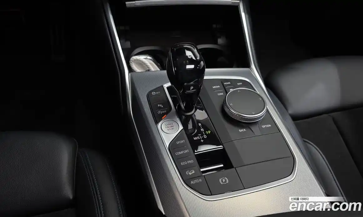 BMW 3 серия 2021 2.0 автомат (гидро), фото 9