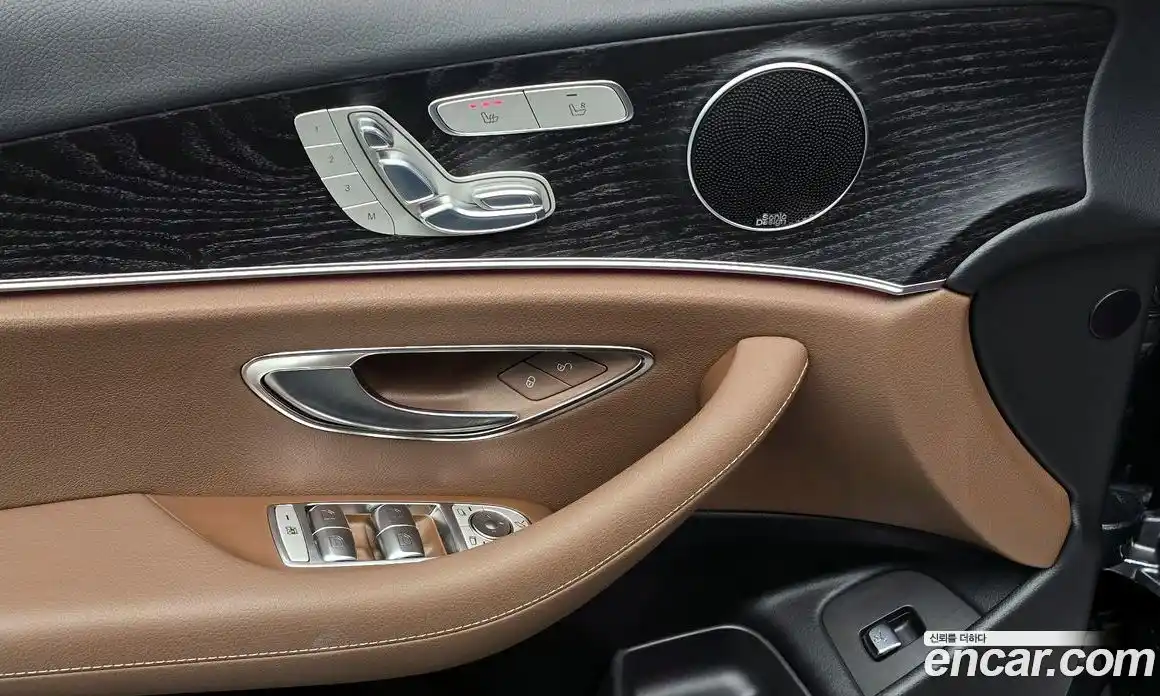 Mercedes-Benz E-Class 2017 2.0 автомат (гидро), фото 26