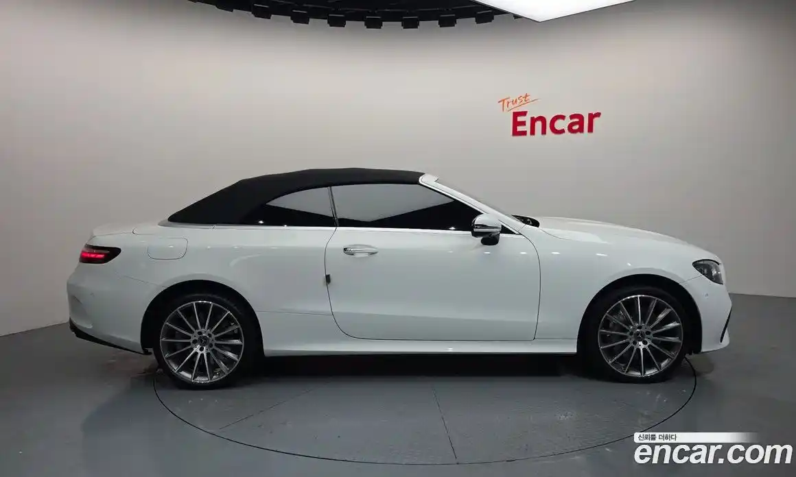 Mercedes-Benz E-Class 2022 3.0 автомат (гидро), фото 20