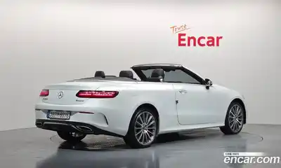 Mercedes-Benz E-Class 2022 3.0 автомат (гидро), миниатюра 2