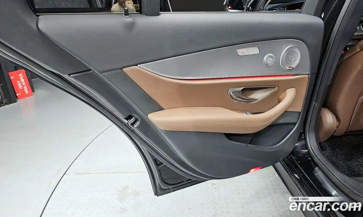 Mercedes-Benz E-Class 2020 2.0 автомат (гидро), фото 15