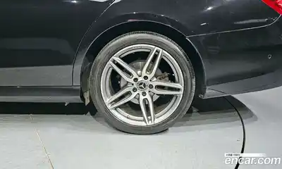 Mercedes-Benz E-Class 2020 2.0 автомат (гидро), миниатюра 7