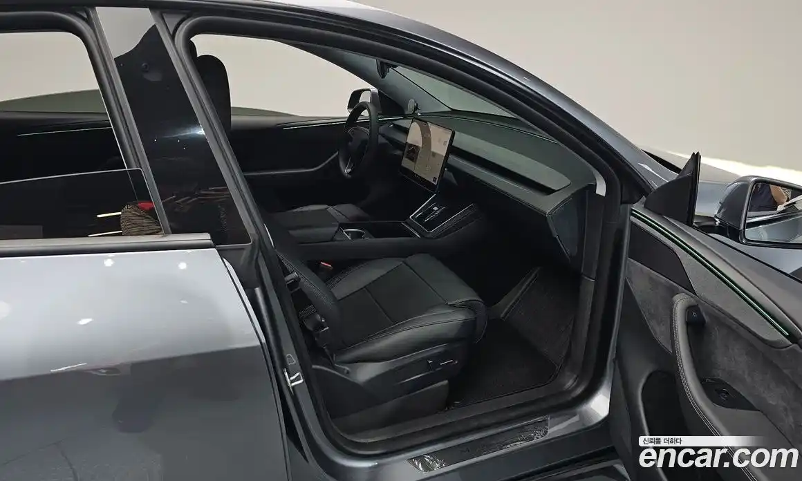 Tesla Model Y 2025 0.2 гидро, фото 15