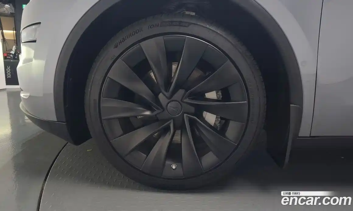 Tesla Model Y 2025 0.2 гидро, фото 4