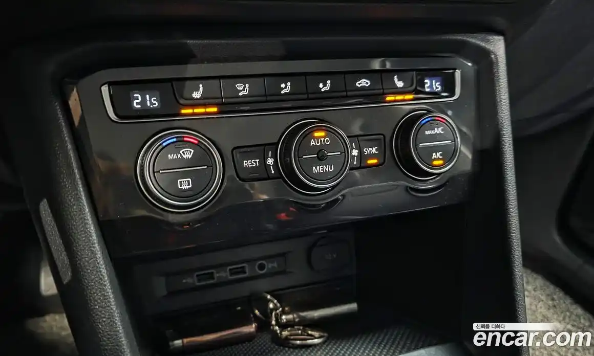 Volkswagen Tiguan 2018 2.0 автомат (гидро), фото 17