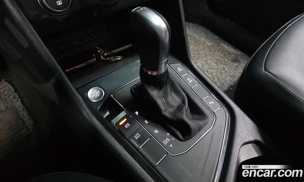 Volkswagen Tiguan 2018 2.0 автомат (гидро), фото 9