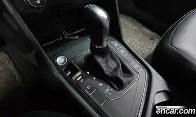 Volkswagen Tiguan 2018 2.0 автомат (гидро), миниатюра 9