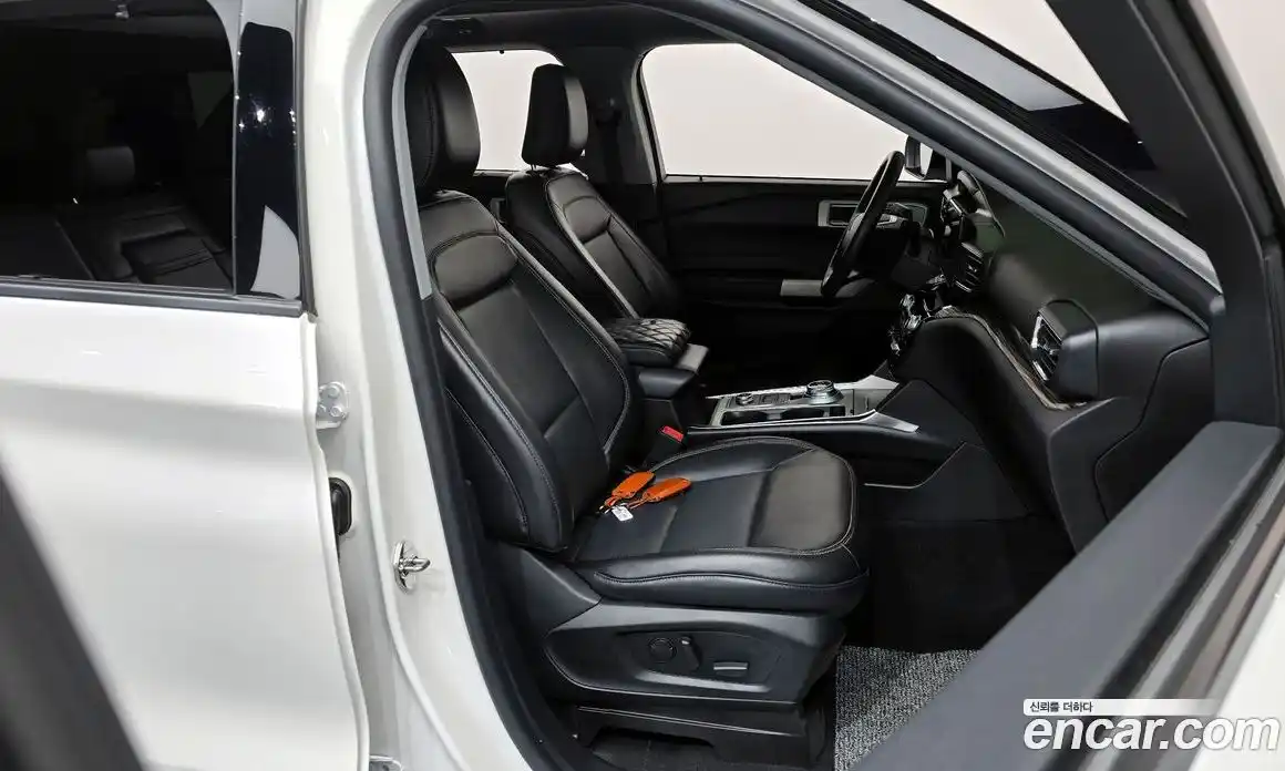 Ford Explorer 2021 2.3 автомат (гидро), фото 16