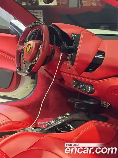 Ferrari 488 2017 3.9 автомат (гидро), миниатюра 11