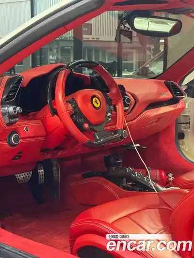 Ferrari 488 2017 3.9 автомат (гидро), миниатюра 12