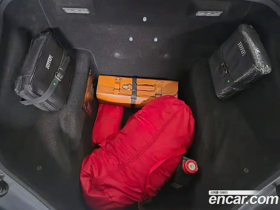 Ferrari 488 2017 3.9 автомат (гидро), фото 16