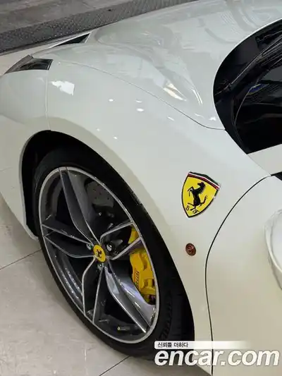Ferrari 488 2017 3.9 автомат (гидро), миниатюра 4