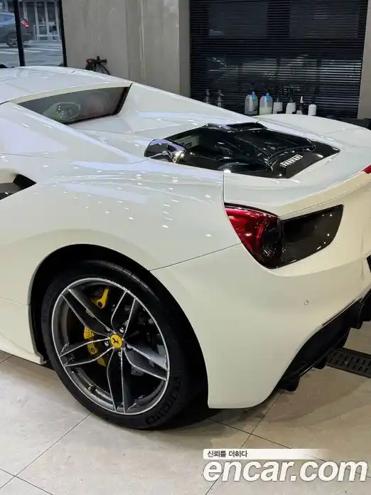 Ferrari 488 2017 3.9 автомат (гидро), фото 10