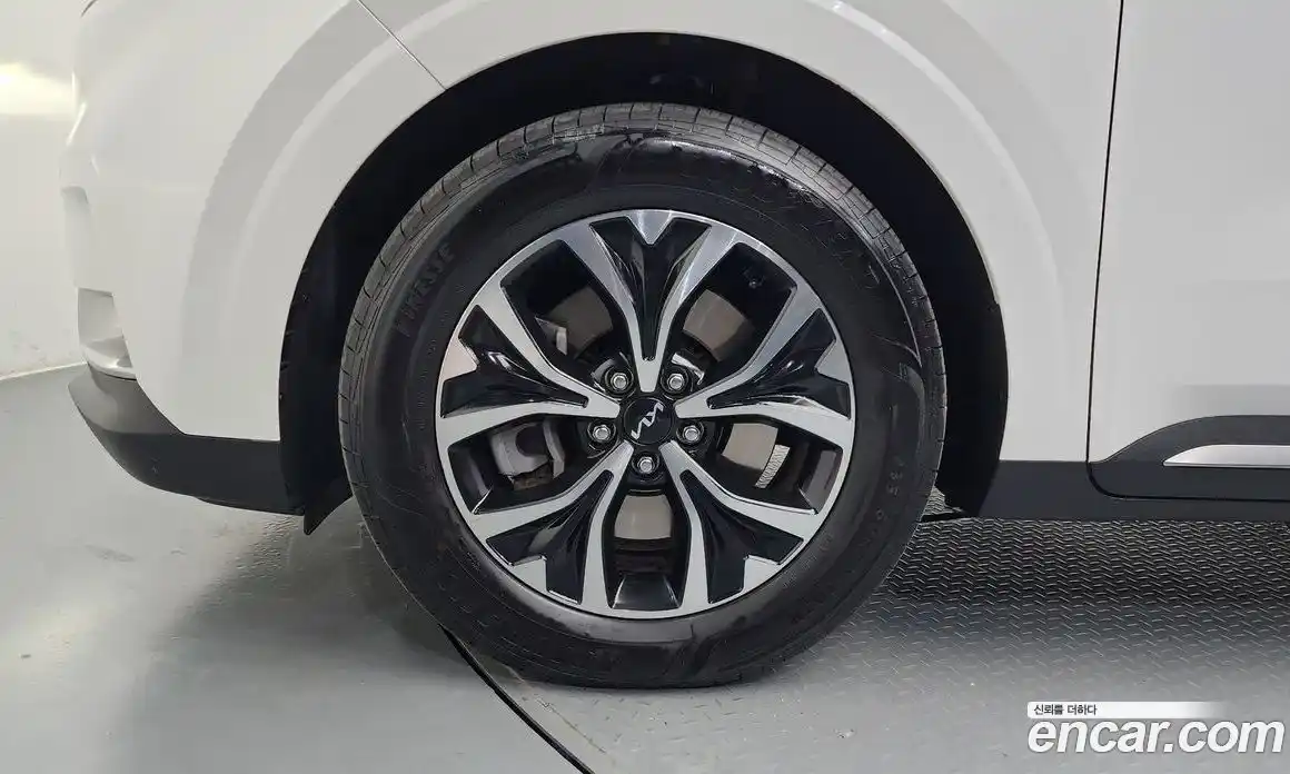Kia Carnival 2022 2.2 автомат (гидро), фото 5
