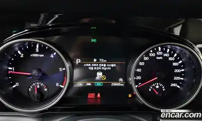Kia Carnival 2022 2.2 автомат (гидро), миниатюра 8