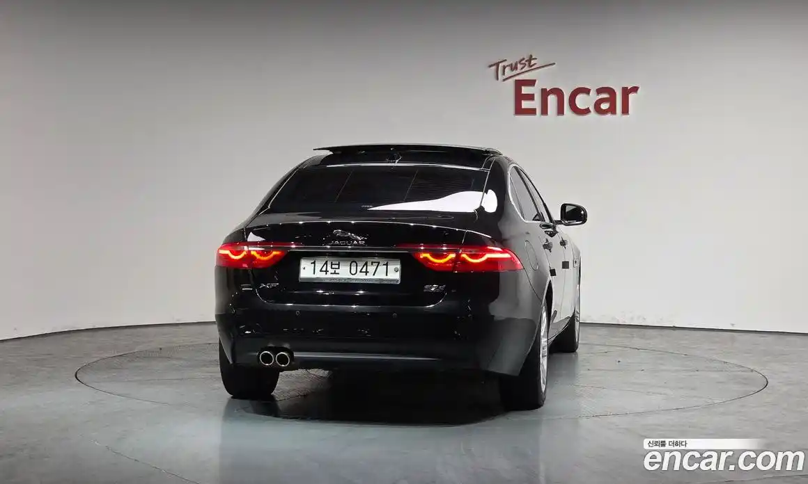 Jaguar XF 2016 2.0 гидро, фото 3