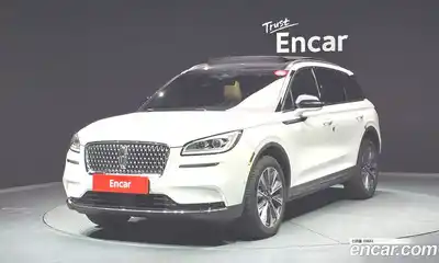 Lincoln Corsair